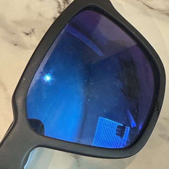 Authentic HAWKERS Motion Black Plastic Round Sunglasses Blue Lens - Picture 9 of 9